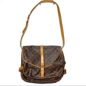 Louis Vuitton Saumur 35